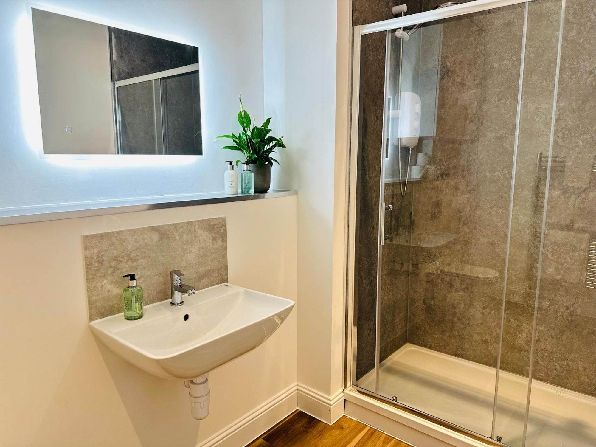 Barnet House Serviced Apartments Dunfermline Exterior foto
